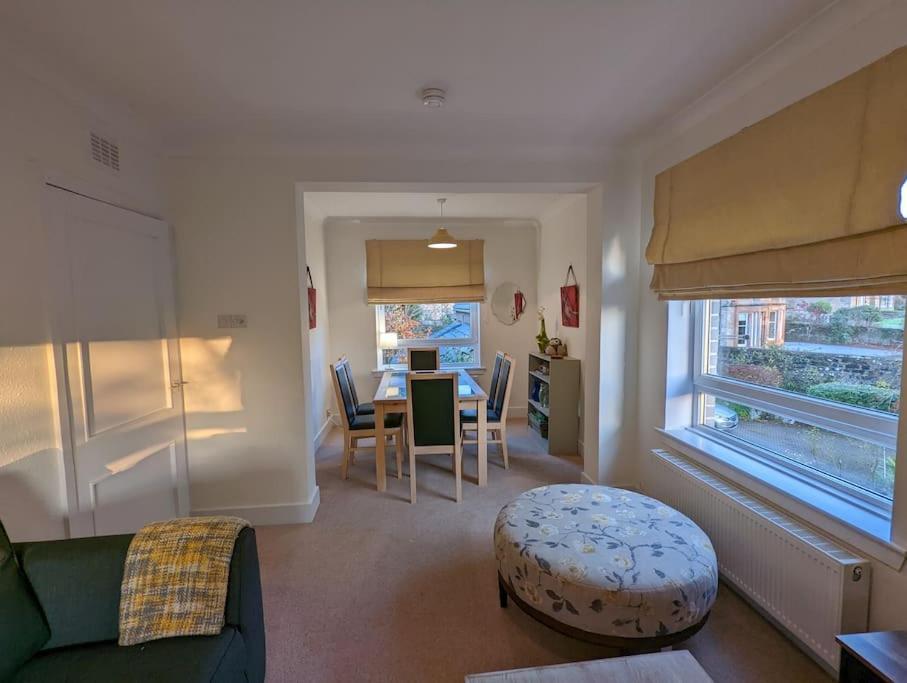 Two Bedroom Flat In Bridge Of Allan, Stirling Экстерьер фото
