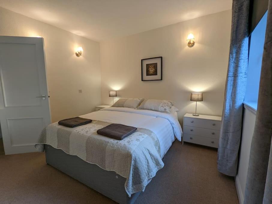 Two Bedroom Flat In Bridge Of Allan, Stirling Экстерьер фото
